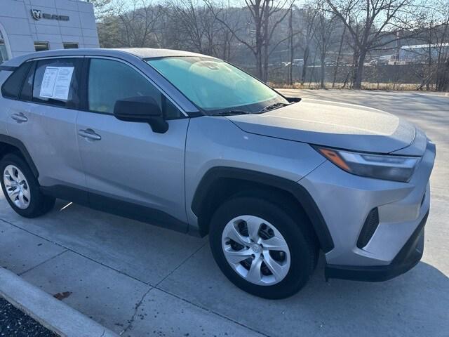 2025 Toyota RAV4 LE 2025 Toyota RAV4 LE