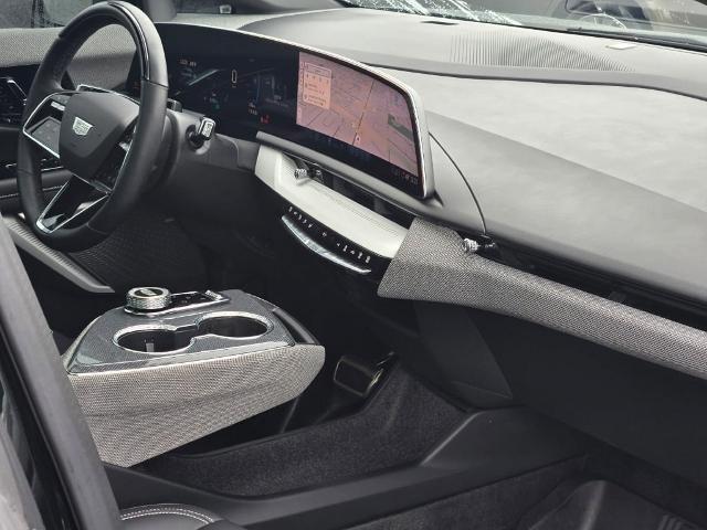 2025 Cadillac iQ Luxury 1 AWD