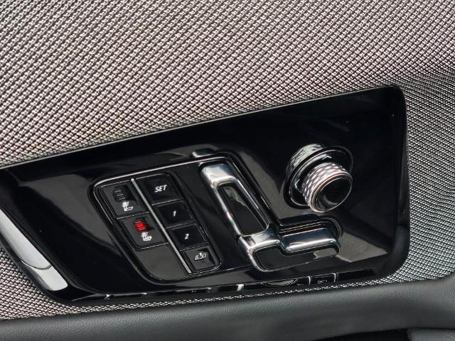 2025 Cadillac iQ Luxury 1 AWD
