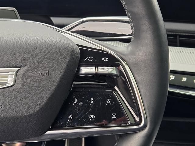 2025 Cadillac iQ Luxury 1 AWD