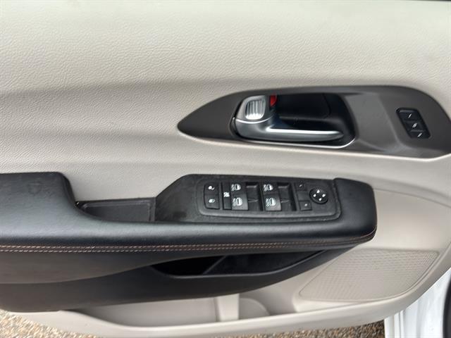 2020 Chrysler Pacifica Touring L Plus