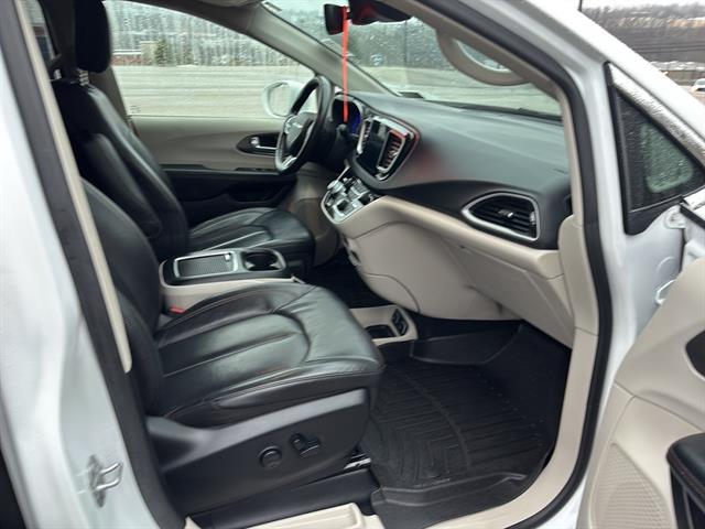 2020 Chrysler Pacifica Touring L Plus