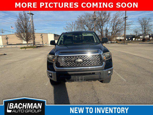 2018 Toyota Tundra SR5 5.7L V8 2018 Toyota Tundra SR5 5.7L V8