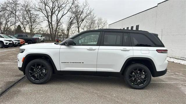 2025 Jeep Grand Cherokee GRAND CHEROKEE LIMITED 4X4