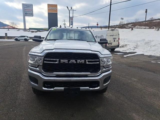 2021 RAM 3500 Tradesman Crew Cab 4x4 64 Box