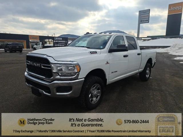 2021 RAM 3500 Tradesman Crew Cab 4x4 64 Box