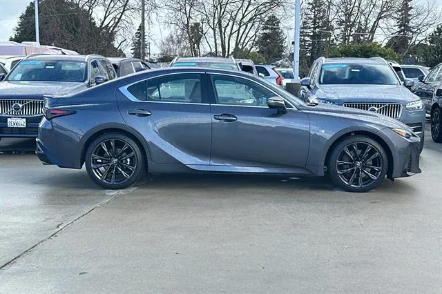 2025 Lexus IS 300 F SPORT Design