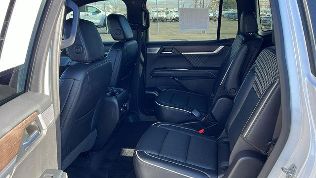 2024 GMC Acadia AWD Denali