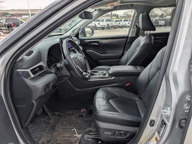 2023 Toyota Highlander Limited
