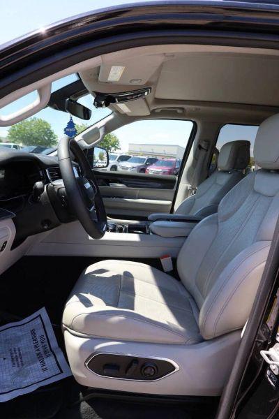 2022 Jeep Wagoneer Series III 4x4