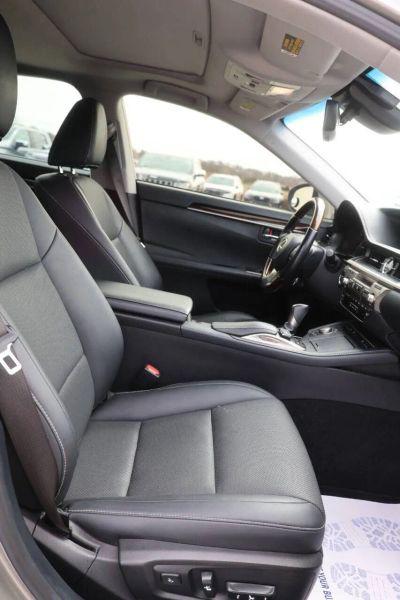2018 Lexus ES 300h 300h
