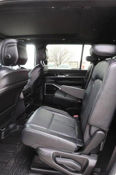 2022 Jeep Wagoneer Series III 4x4