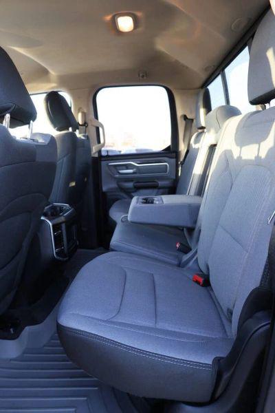 2020 Ram 1500 Big Horn Quad Cab 4x4 6'4" Box