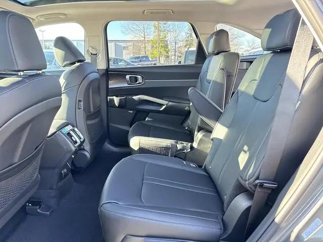 2026 Kia Sorento Hybrid EX AWD