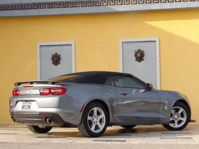 2021 Chevrolet Camaro RWD Convertible 1LT