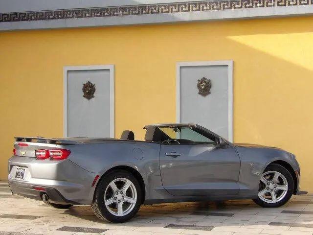 2021 Chevrolet Camaro RWD Convertible 1LT