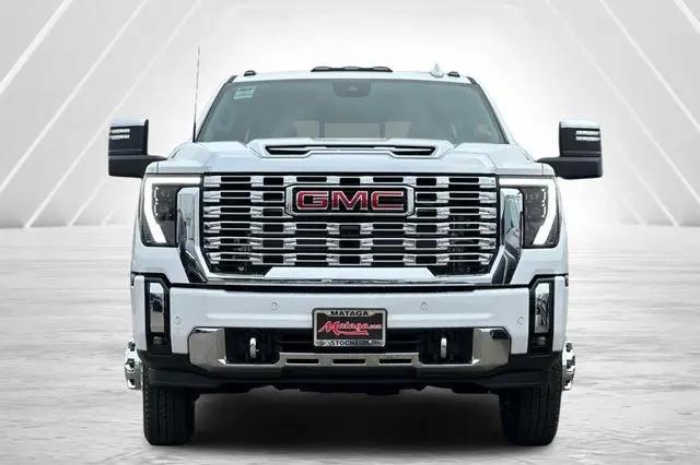 2026 GMC Sierra 3500HD Crew Cab, Long Bed, Denali Dual Rear Wheel, 4WD