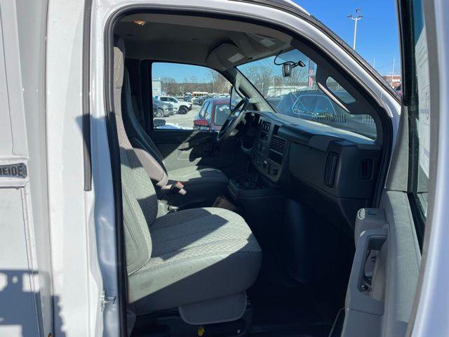 2025 Chevrolet Express Cutaway Work Van