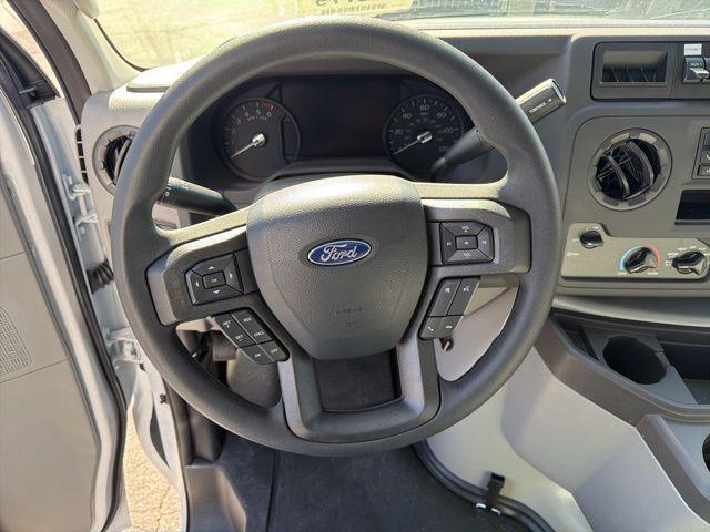 2026 Ford E-350 Cutaway Base