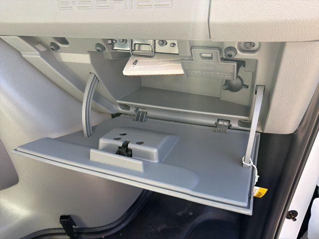 2026 Ford E-350 Cutaway Base