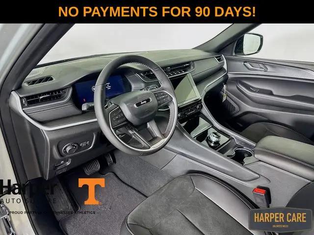 2025 Jeep Grand Cherokee L Altitude 4x4