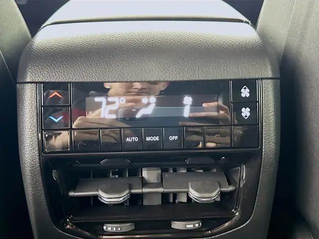 2025 Jeep Grand Cherokee L Altitude 4x4