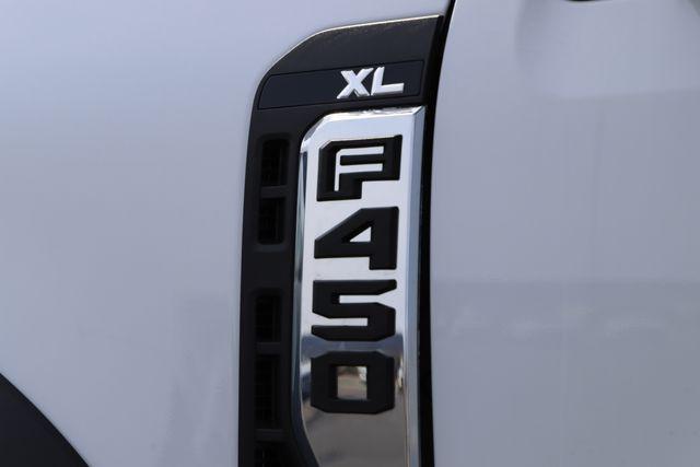 2026 Ford F-450 DRW