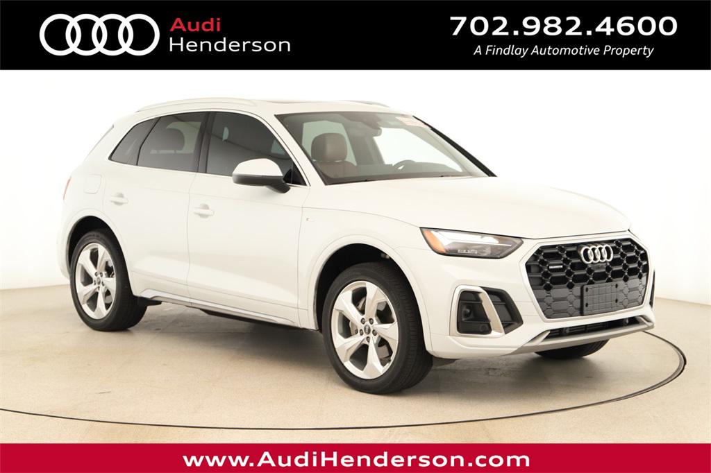 2022 Audi Q5 Premium Plus's photo