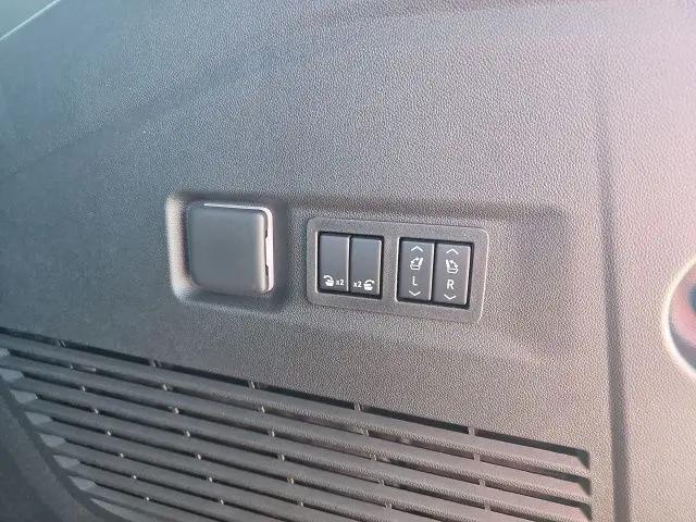 2026 Chevrolet Suburban Premier, 4WD