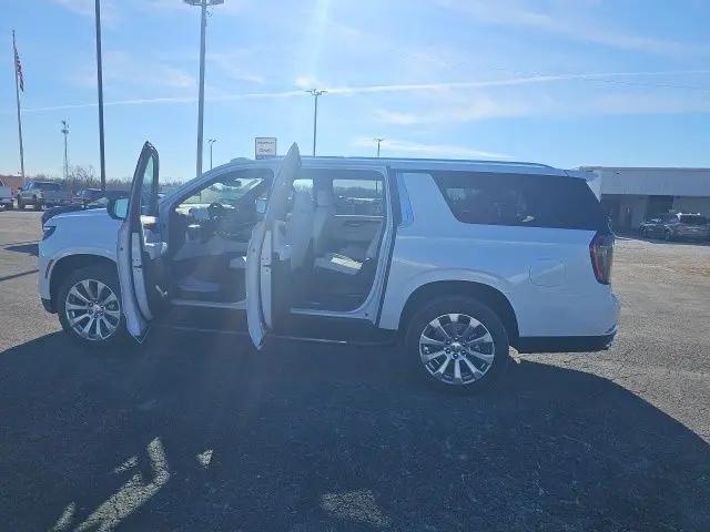 2026 Chevrolet Suburban Premier, 4WD