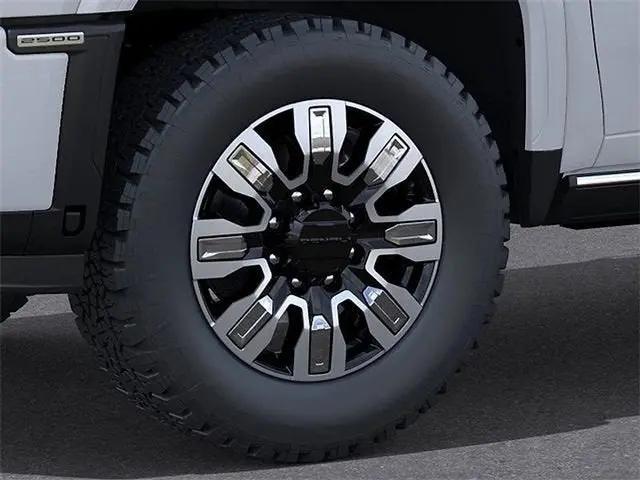 2026 GMC Sierra 2500HD Crew Cab, Standard Bed, Denali, 4WD