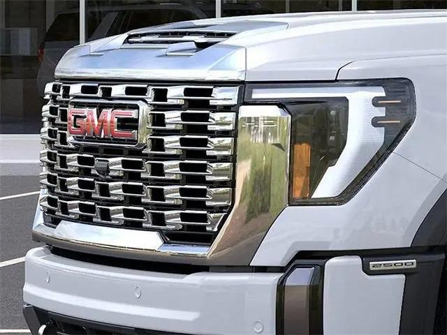 2026 GMC Sierra 2500HD Crew Cab, Standard Bed, Denali, 4WD