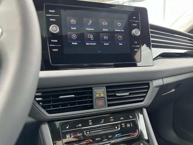 2026 Volkswagen Jetta SE