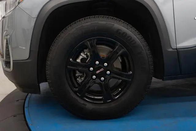 2022 GMC Acadia AWD AT4