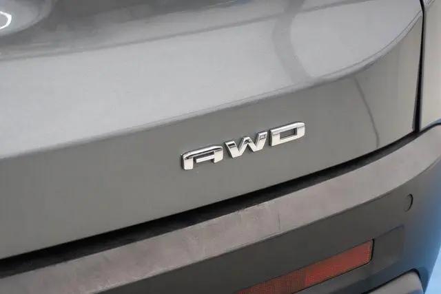 2022 GMC Acadia AWD AT4