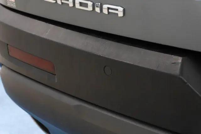 2022 GMC Acadia AWD AT4
