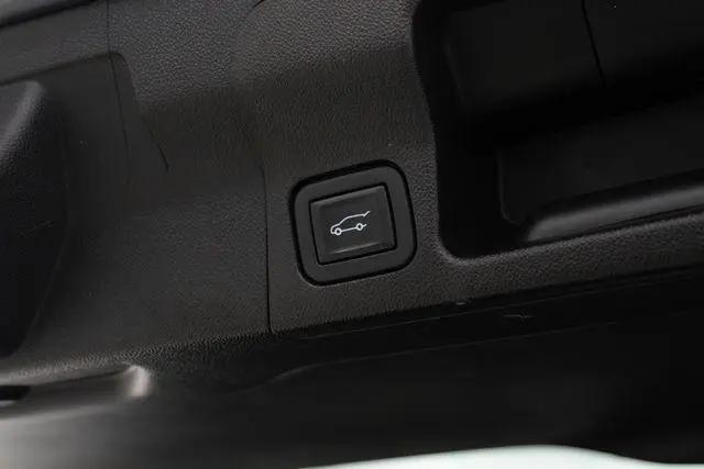 2022 GMC Acadia AWD AT4