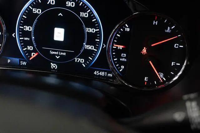 2022 GMC Acadia AWD AT4