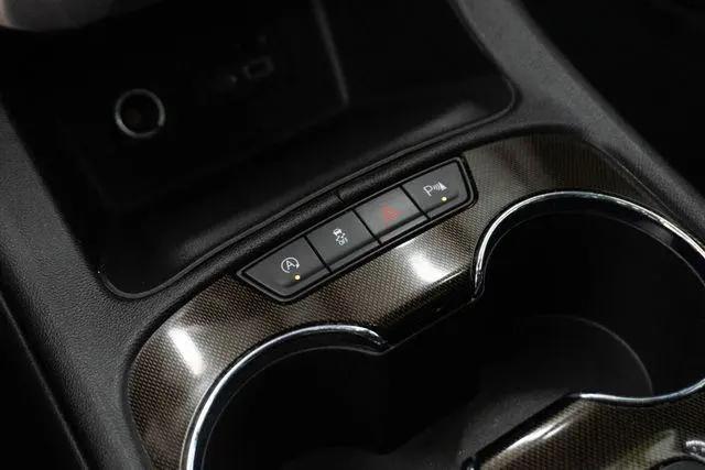 2022 GMC Acadia AWD AT4