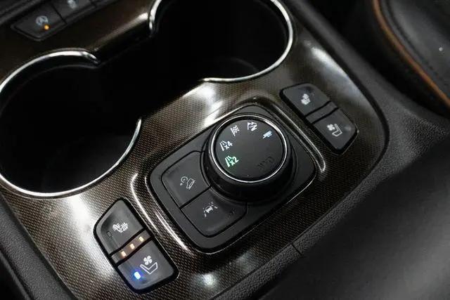 2022 GMC Acadia AWD AT4