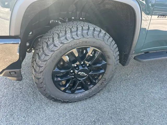 2026 Chevrolet Silverado 2500HD Crew Cab, Standard Bed, LT, 4WD