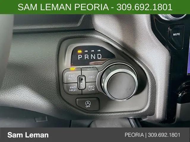 2026 Ram 1500 Big Horn Crew Cab 4x4 57 Box