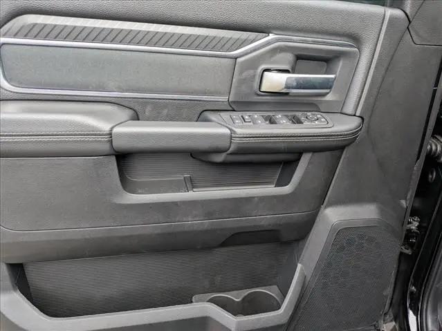 2026 Ram 2500 Black Express Crew Cab 4x4 6'4" Box