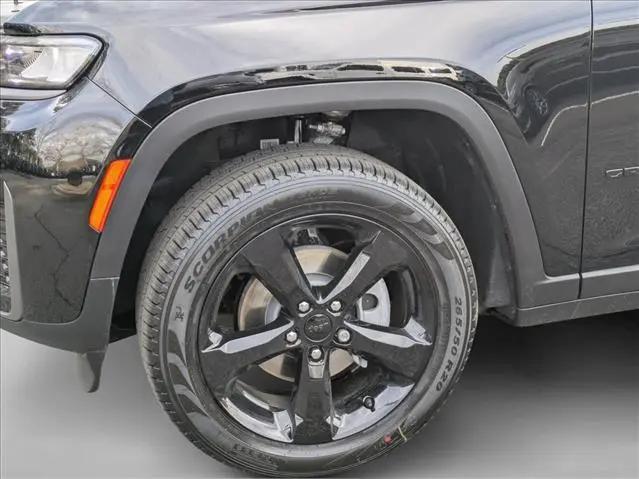 2026 Jeep Grand Cherokee Limited 4x2