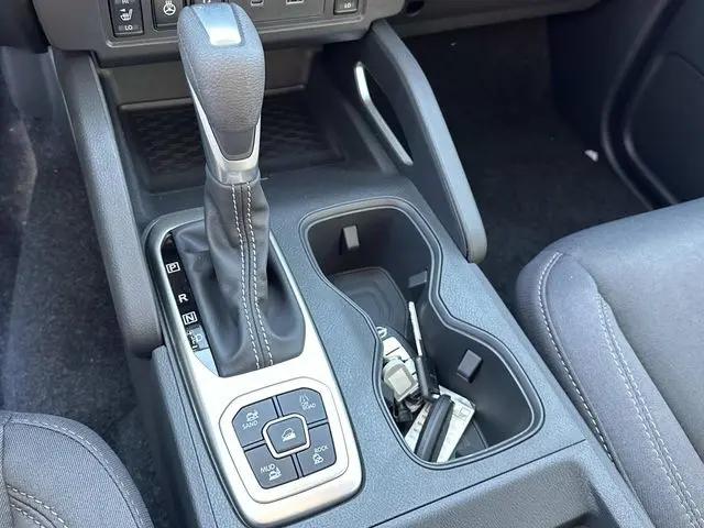 2026 Nissan Frontier Crew Cab SV 4x4