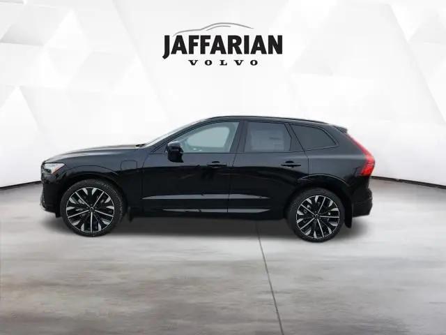 2026 Volvo XC60 Plug-In Hybrid Ultra, T8 AWD Electric/Gasoline, Dark