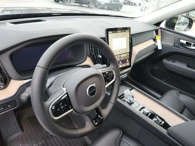 2026 Volvo XC60 Plug-In Hybrid Ultra, T8 AWD Electric/Gasoline, Dark