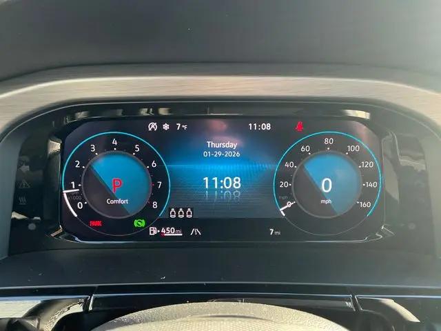 2026 Volkswagen Atlas Cross Sport SE with Technology