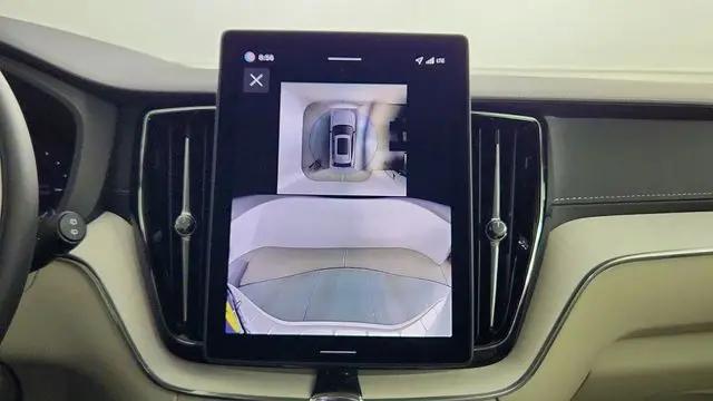 2026 Volvo XC60 Plug-In Hybrid Ultra, T8 AWD Electric/Gasoline, Dark
