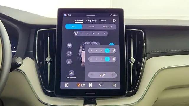 2026 Volvo XC60 Plug-In Hybrid Ultra, T8 AWD Electric/Gasoline, Dark
